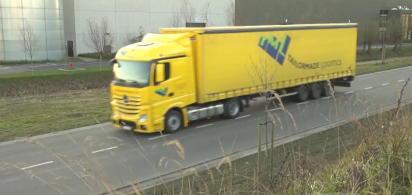 Mercedes Actros Loader